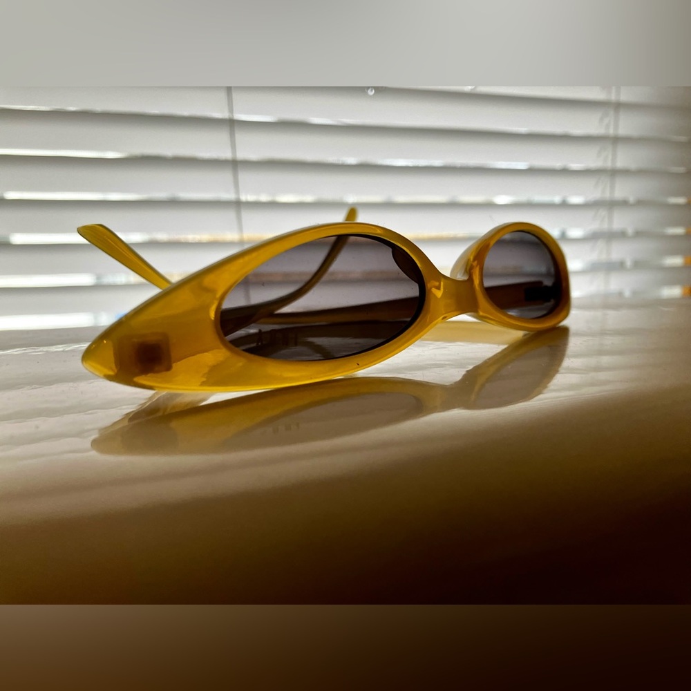 Unique Yellow Women's Sunglasses